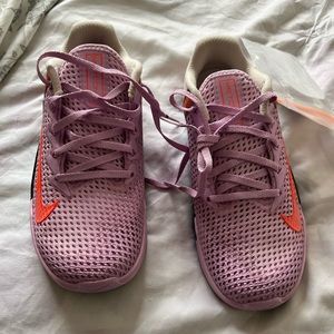 Nike Metcon size 7.5 fits size 7